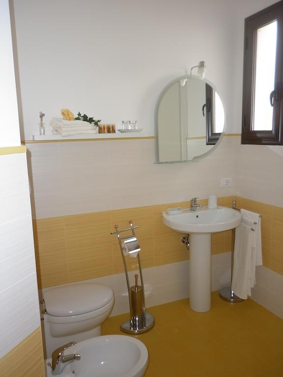 Villa Al Mare Guest House تري فونتان الغرفة الصورة